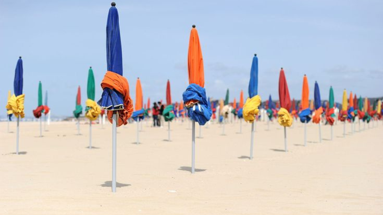Dépôt-vente Deauville: Revendez vos articles premium et luxe sans lever le petit doigt