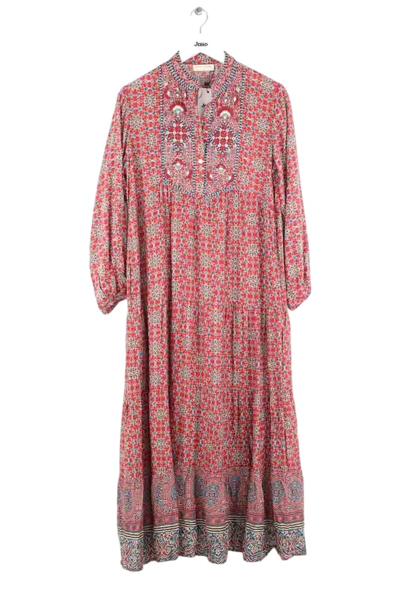 Robe Maison Hotel Rouge