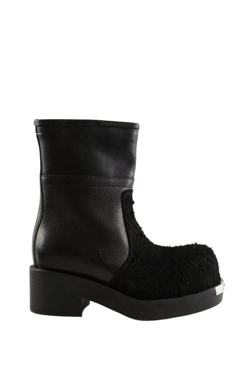 Boots MM6 Noir