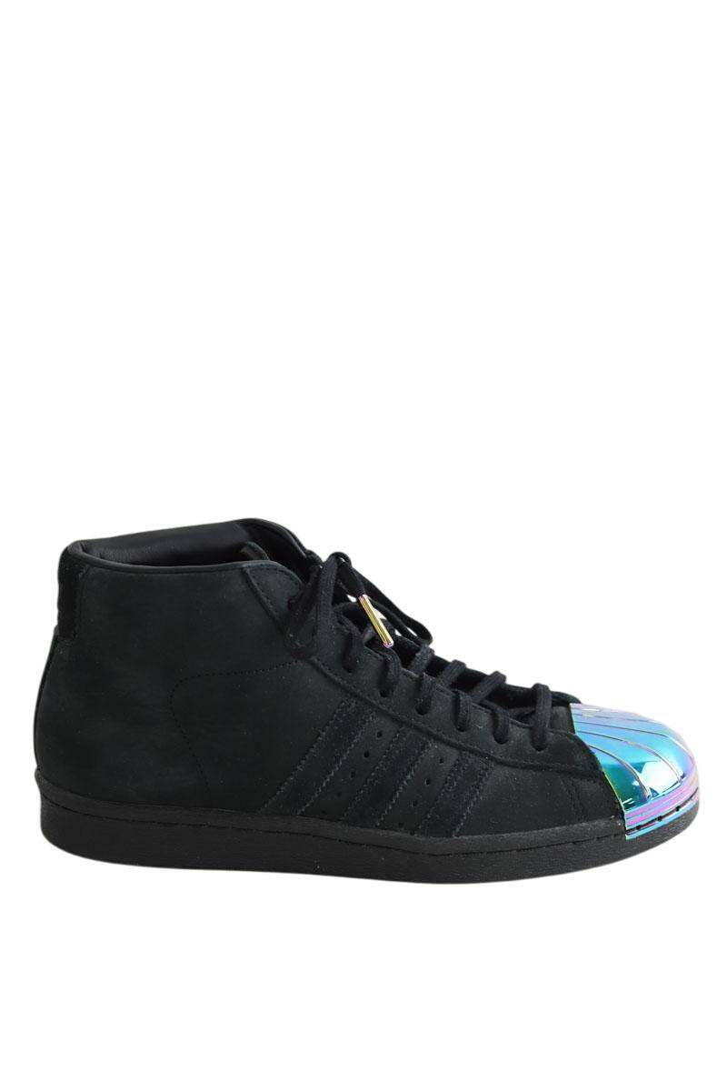 Baskets Superstar Adidas de seconde main pour Femme