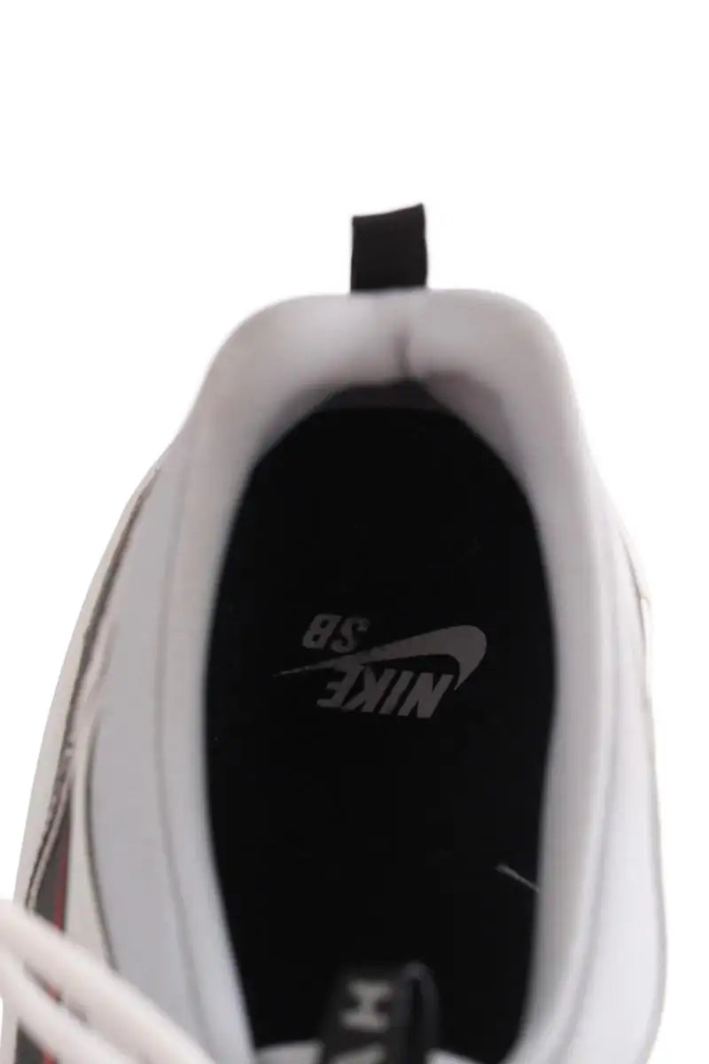 Baskets basses Nike Gris en Tissu