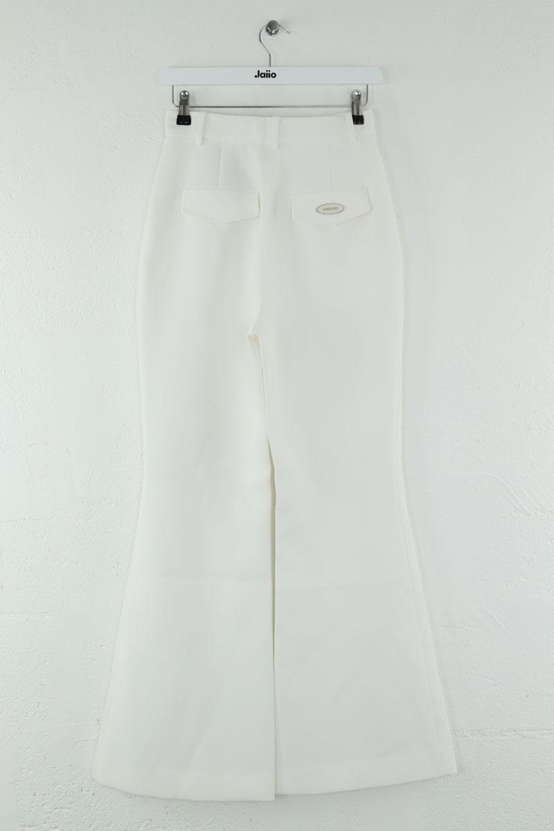 Droit Annakiki  Blanc