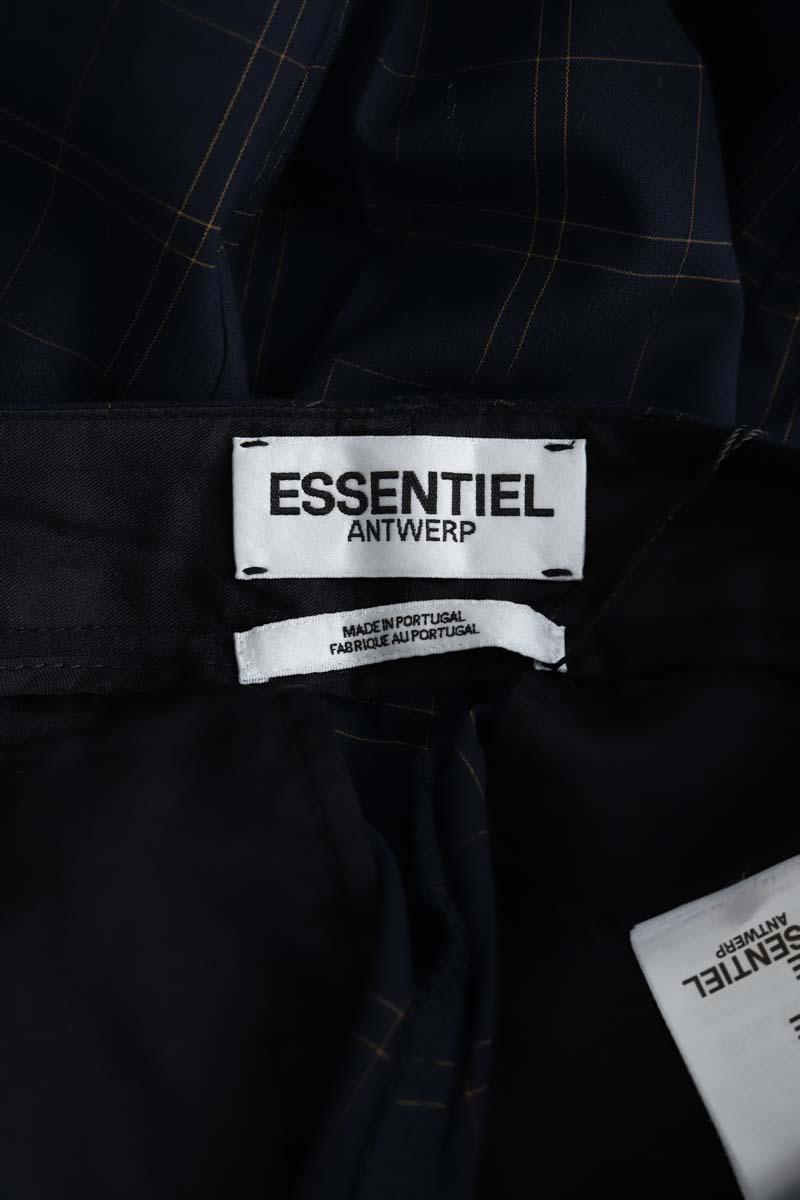 Droit Essentiel Antwerp  Bleu
