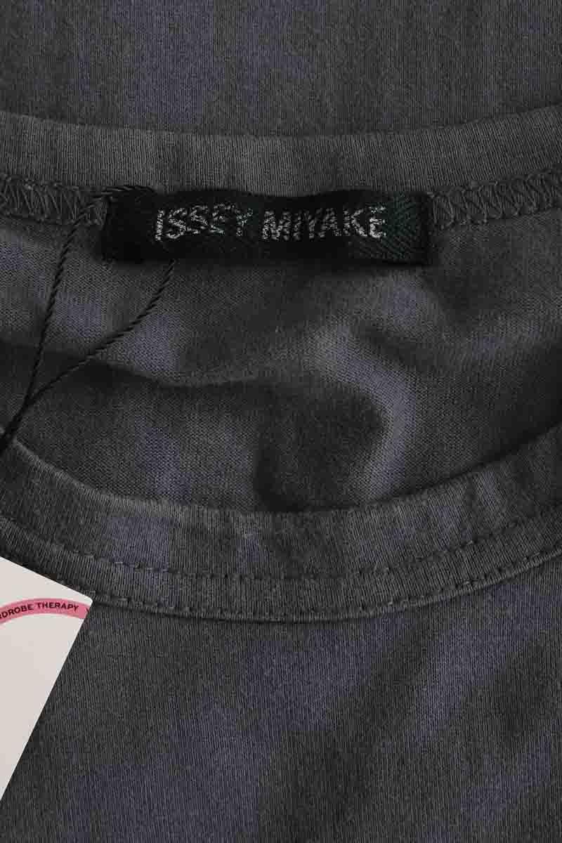 T-shirts Issey Miyake  Gris