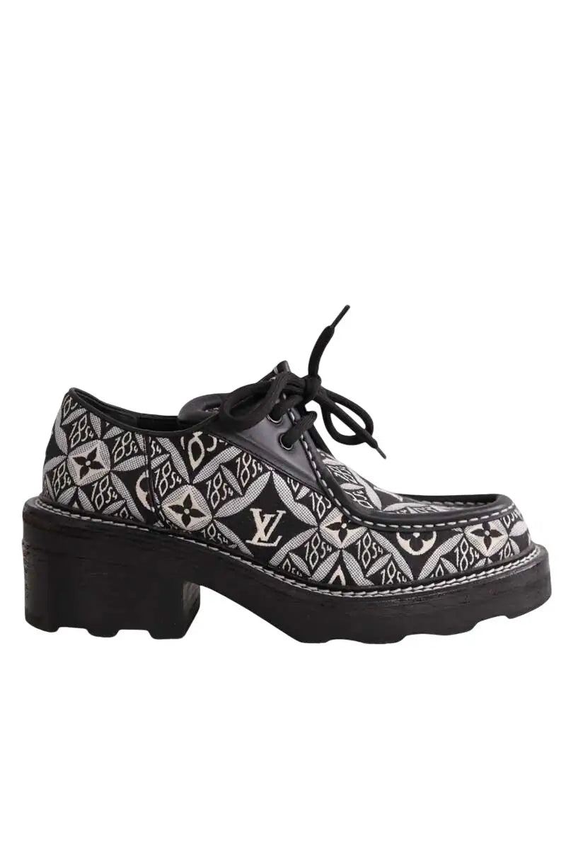 Chaussures à lacets Louis Vuitton Derbies en toile beaubourg Noir en Cuir, taille 39 - Seconde Main