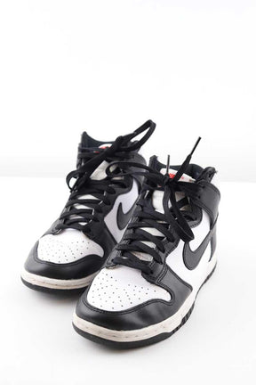 Baskets Nike  Noir
