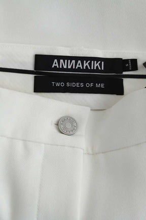Droit Annakiki  Blanc