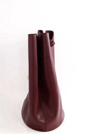 Cabas Bottega Veneta Grand double clam bucket bag Bordeaux en Cuir