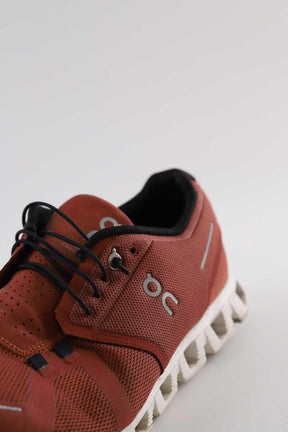 Baskets On  Rouge