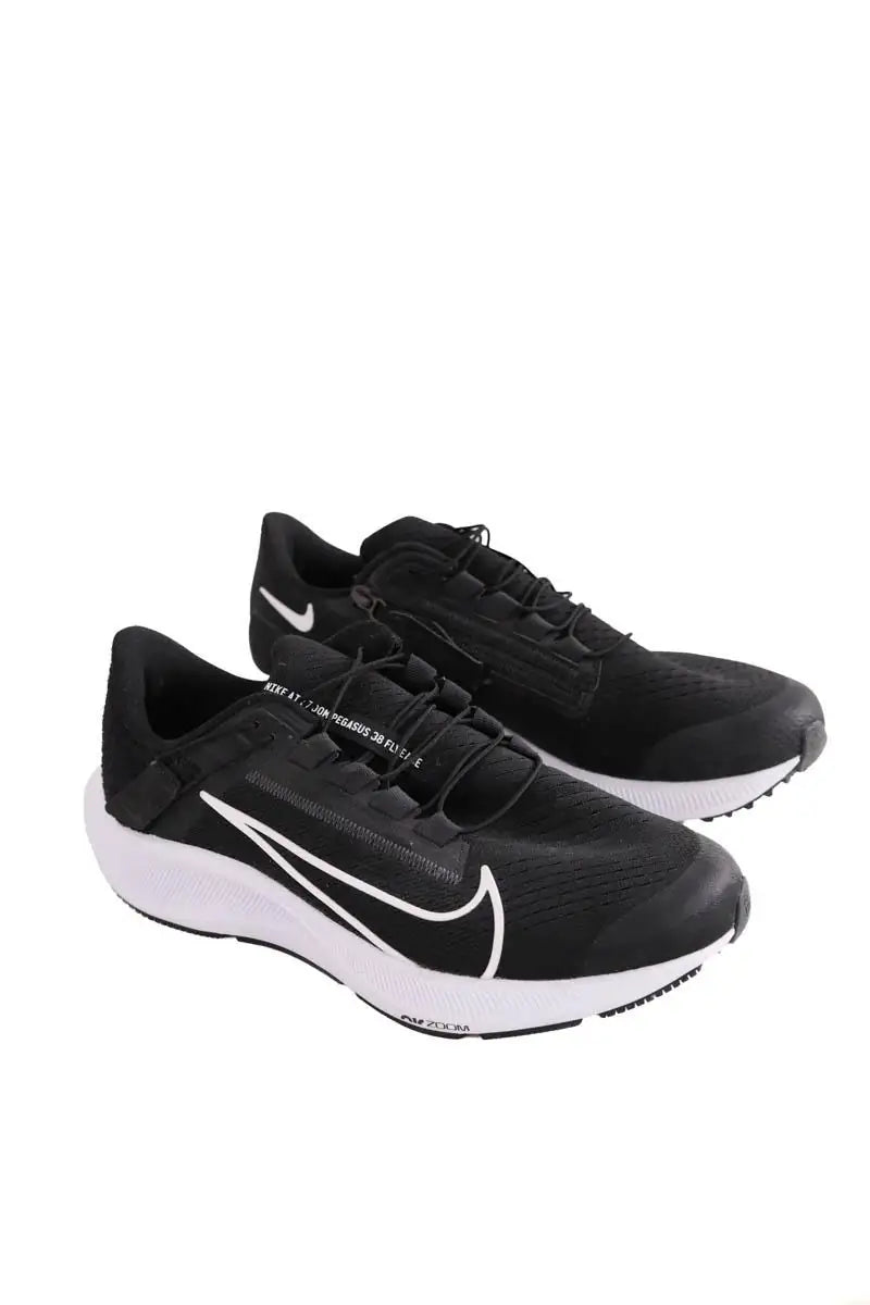 Baskets Nike Noir en Tissu