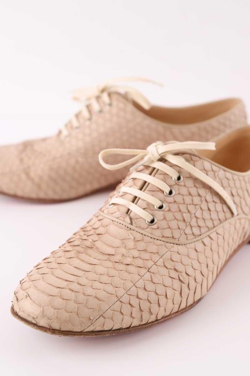 Escarpins Beiges Vernis Christian Louboutin - Taille 36, Occasion, Talons Hauts