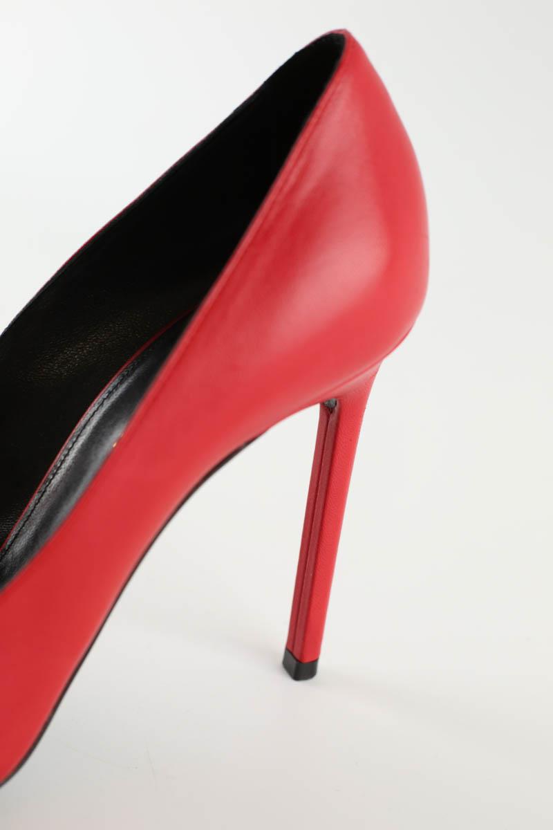 Talons Saint Laurent  Rouge