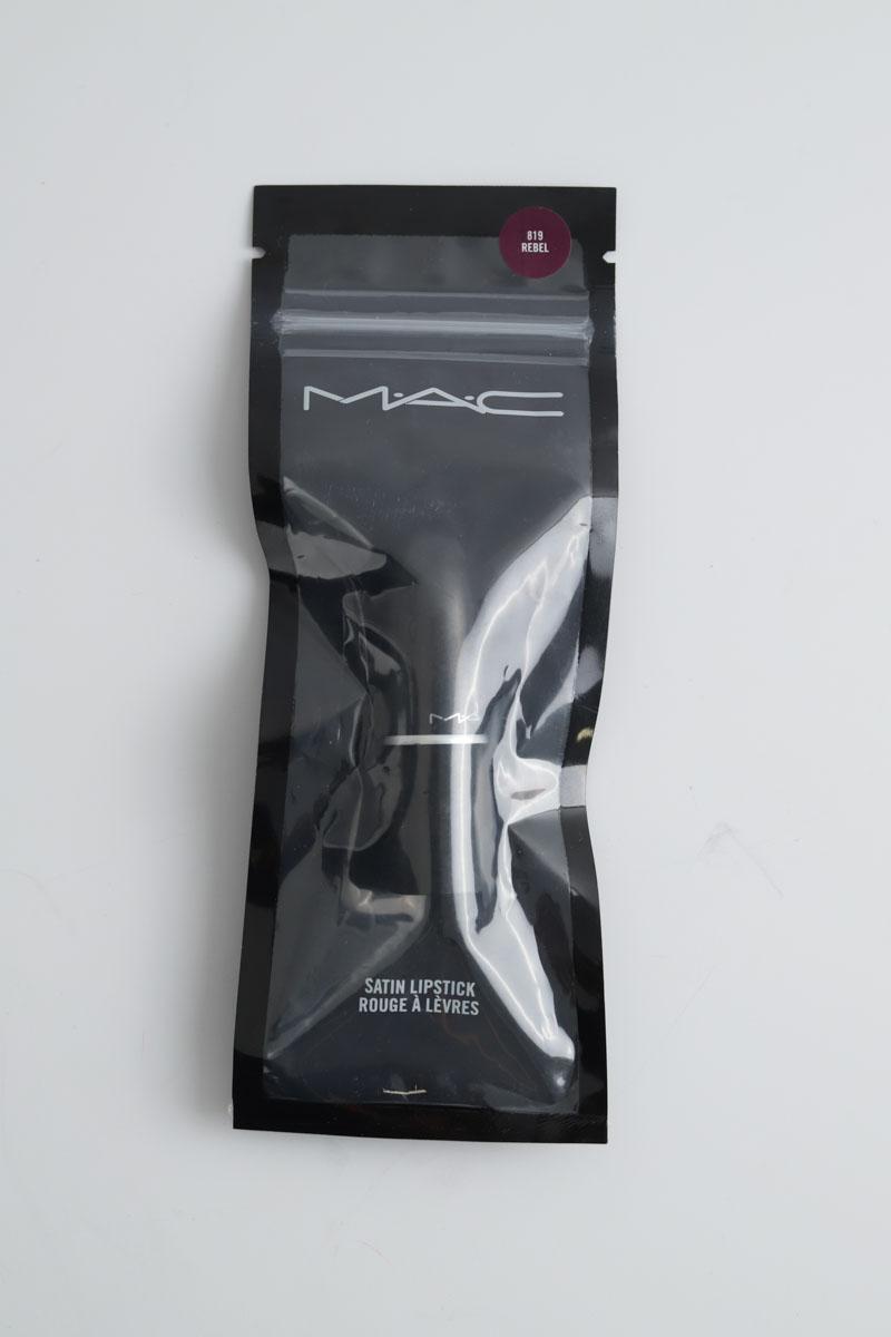 Rouge à lèvres Mac  Rouge