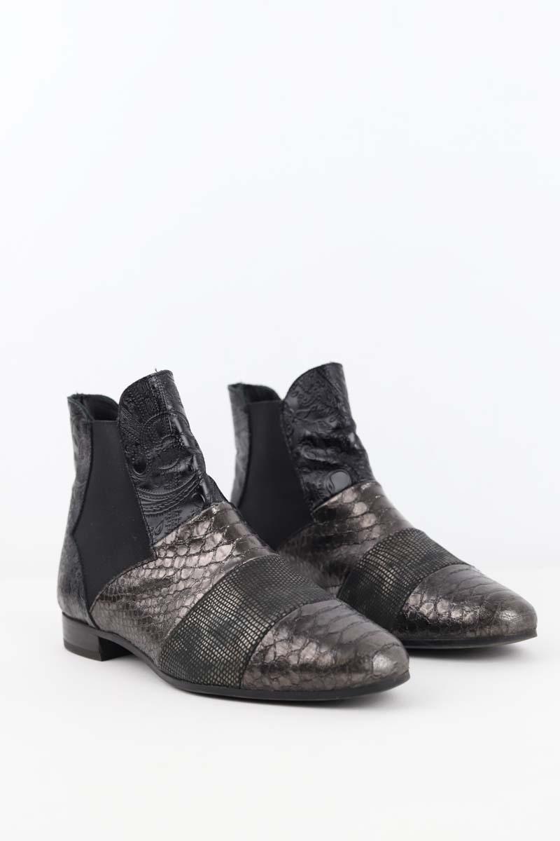 Boots Carel de seconde main pour Femme