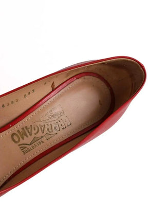 Talons Salvatore Ferragamo Rouge en Cuir