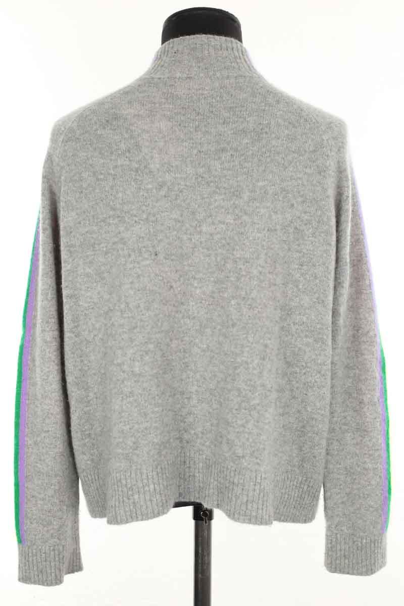 Pulls From Future  Gris