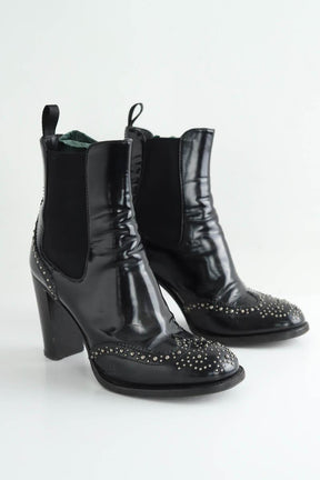 Boots Church's  Noir