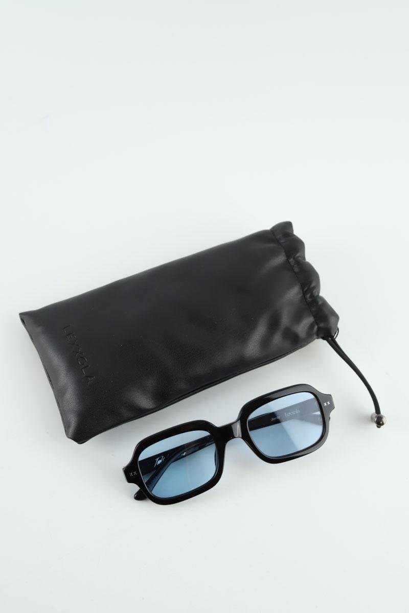 Lunettes de soleil Other Brand  Noir