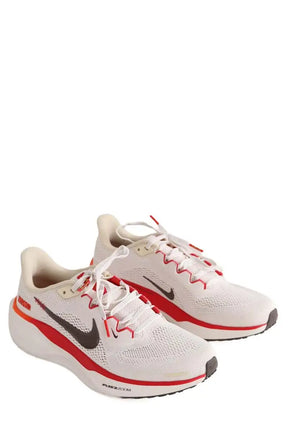 Baskets Nike Blanc en Tissu