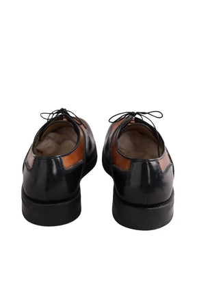 Chaussures à lacets Salvatore Ferragamo Noir en Cuir