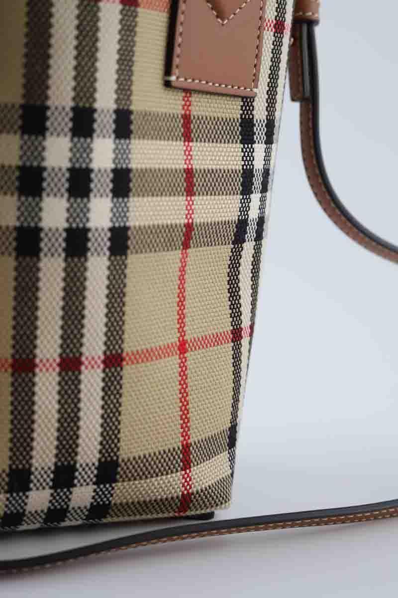 Sacs à bandoulière Burberry  Beige