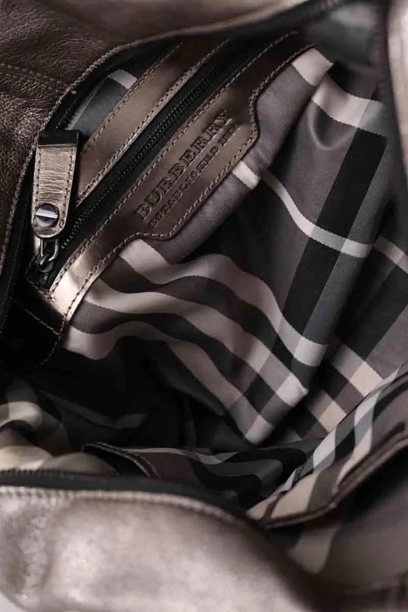 Sac à main Burberry Argent en Synthétique