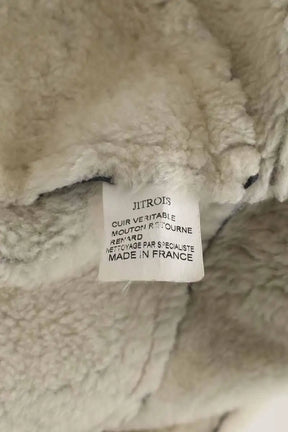 Peau lainée  Jitrois  {"state":"generated","value":"Grise","isStale":false} en Cuir