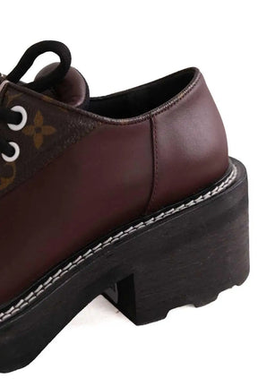 Chaussures à lacets Louis Vuitton Derby plat district Bordeaux en Cuir