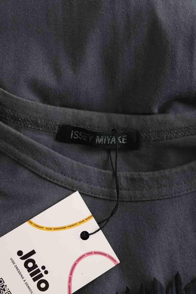 T-shirts Issey Miyake  Gris