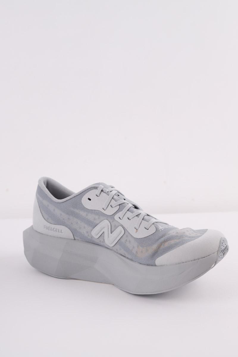 Baskets New Balance  Gris
