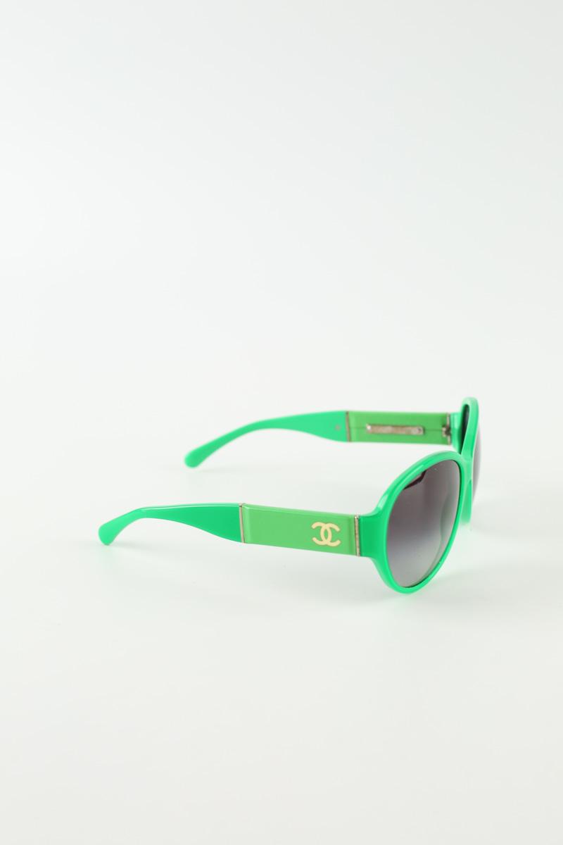 Lunettes de soleil Chanel  Vert