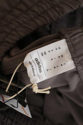 Pantalon Adidas  Gris
