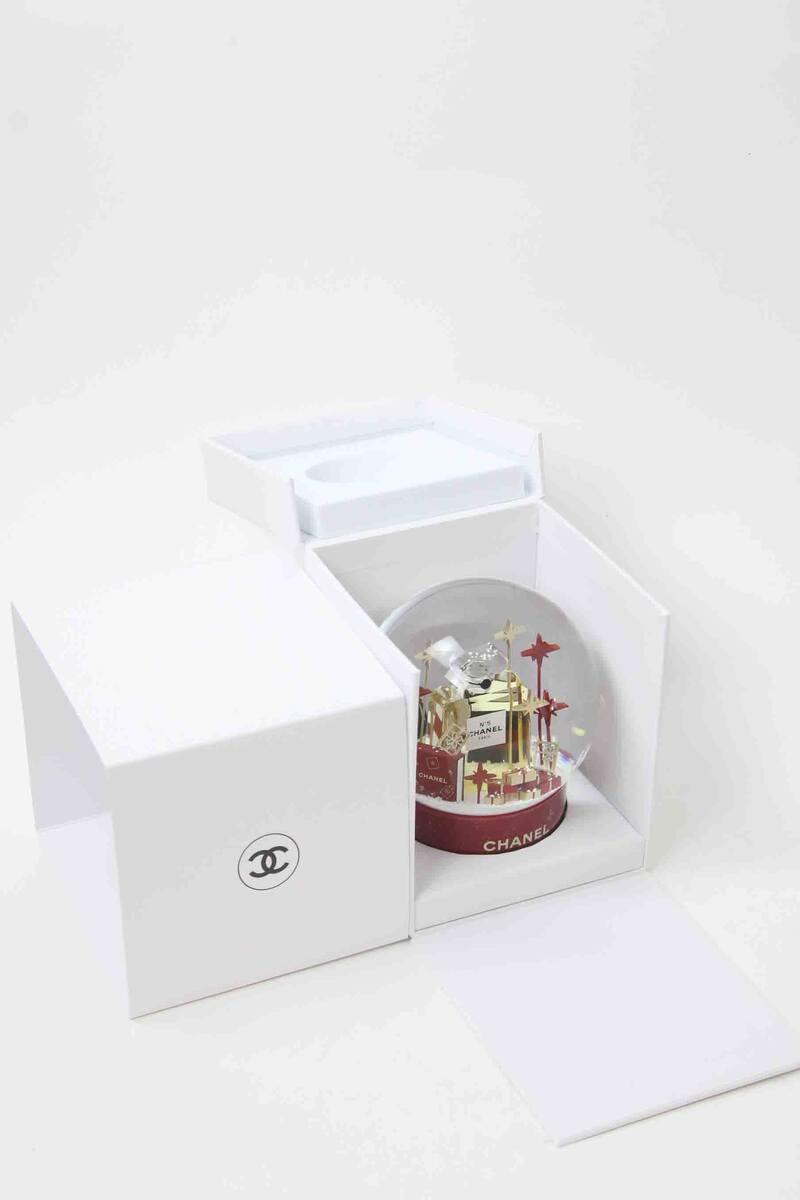 Décoration Chanel  Rouge