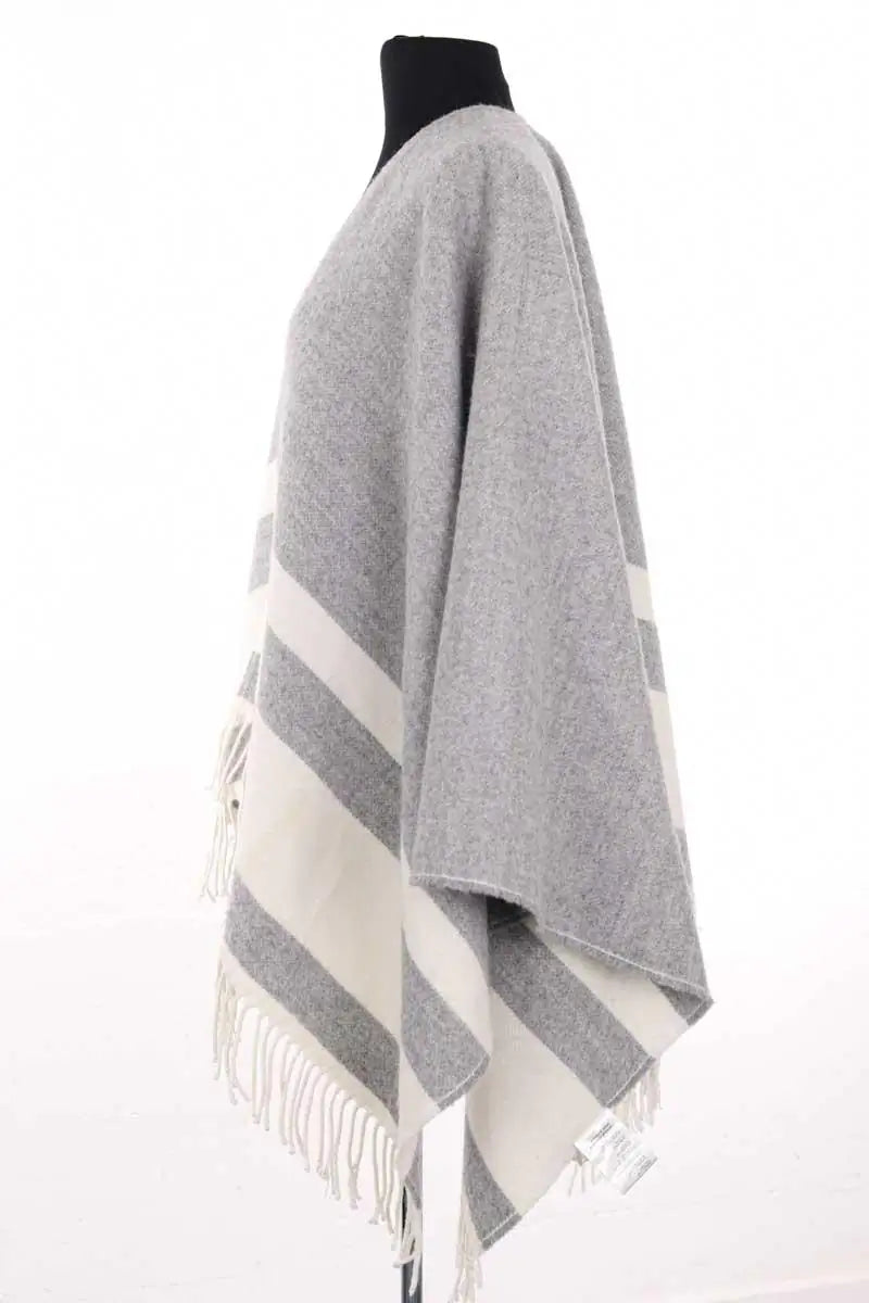 Cape Claudie Pierlot Gris en Synthétique