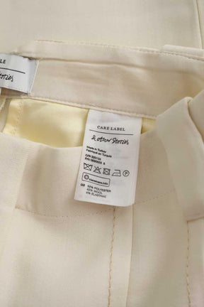 Droit & Other Stories  Blanc