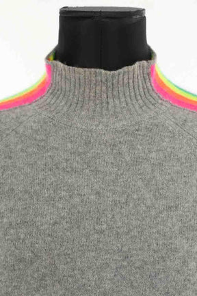 Pulls From Future  Gris