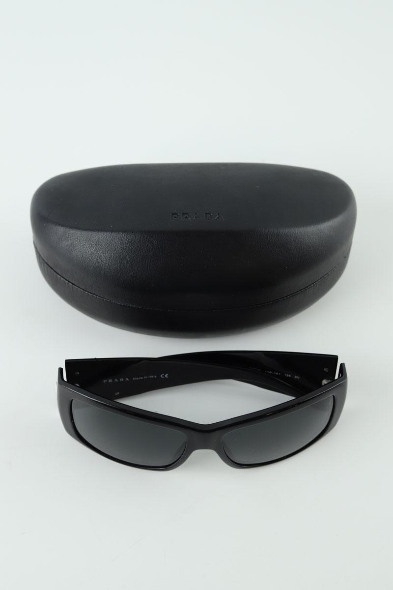 Lunettes de soleil Prada  Noir