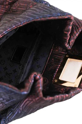 Pochette en soie Louis Vuitton Altair en jacquard matelassé monogram de louis vuitton Bleu en Tissu