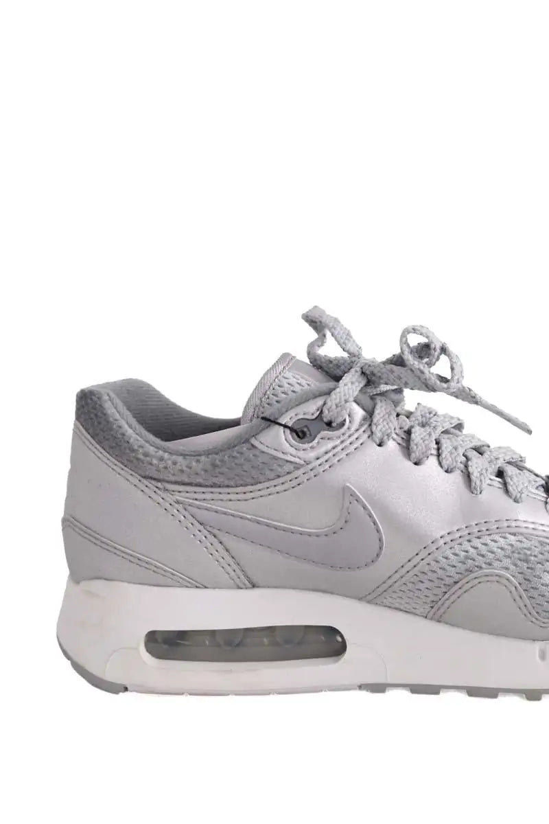Baskets Nike Argent en Tissu