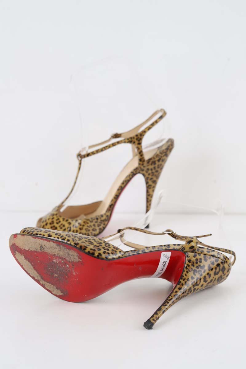 Talons Christian Louboutin  Beige