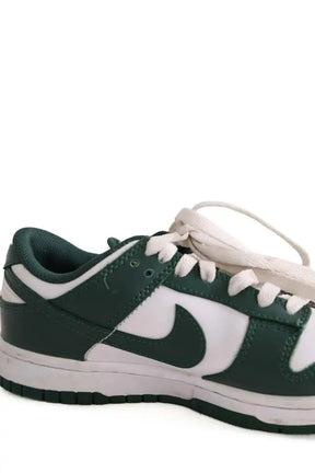 Baskets Nike Vert en Cuir