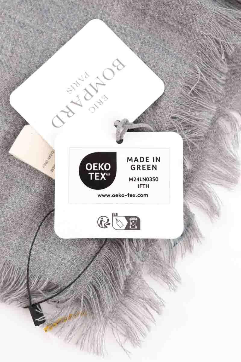 Carrés Eric Bompard  Gris