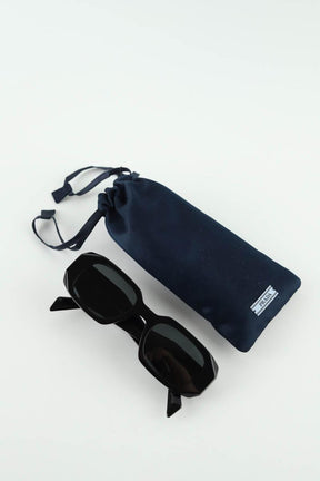 Lunettes de soleil Prada  Noir