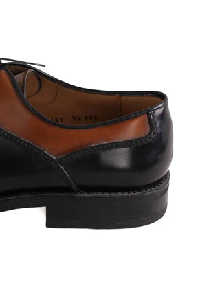 Chaussures à lacets Salvatore Ferragamo Noir en Cuir