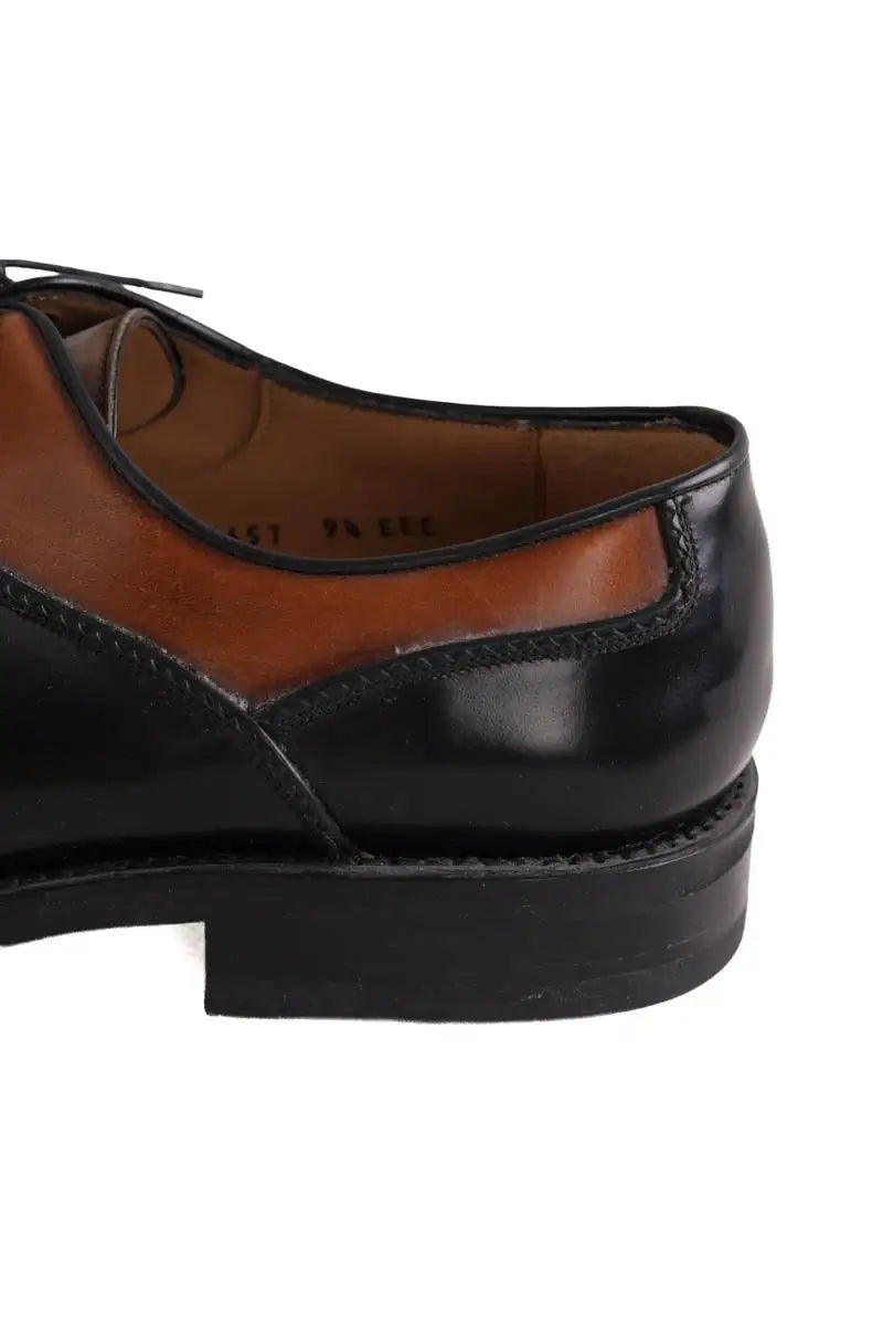 Chaussures à lacets Salvatore Ferragamo Noir en Cuir