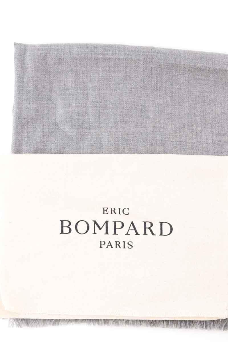Carrés Eric Bompard  Gris
