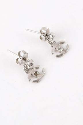Boucles d'oreilles Chanel  Argent