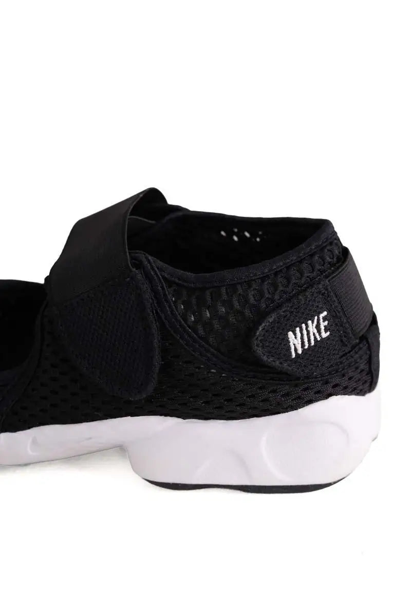 Baskets Nike Noir en Tissu