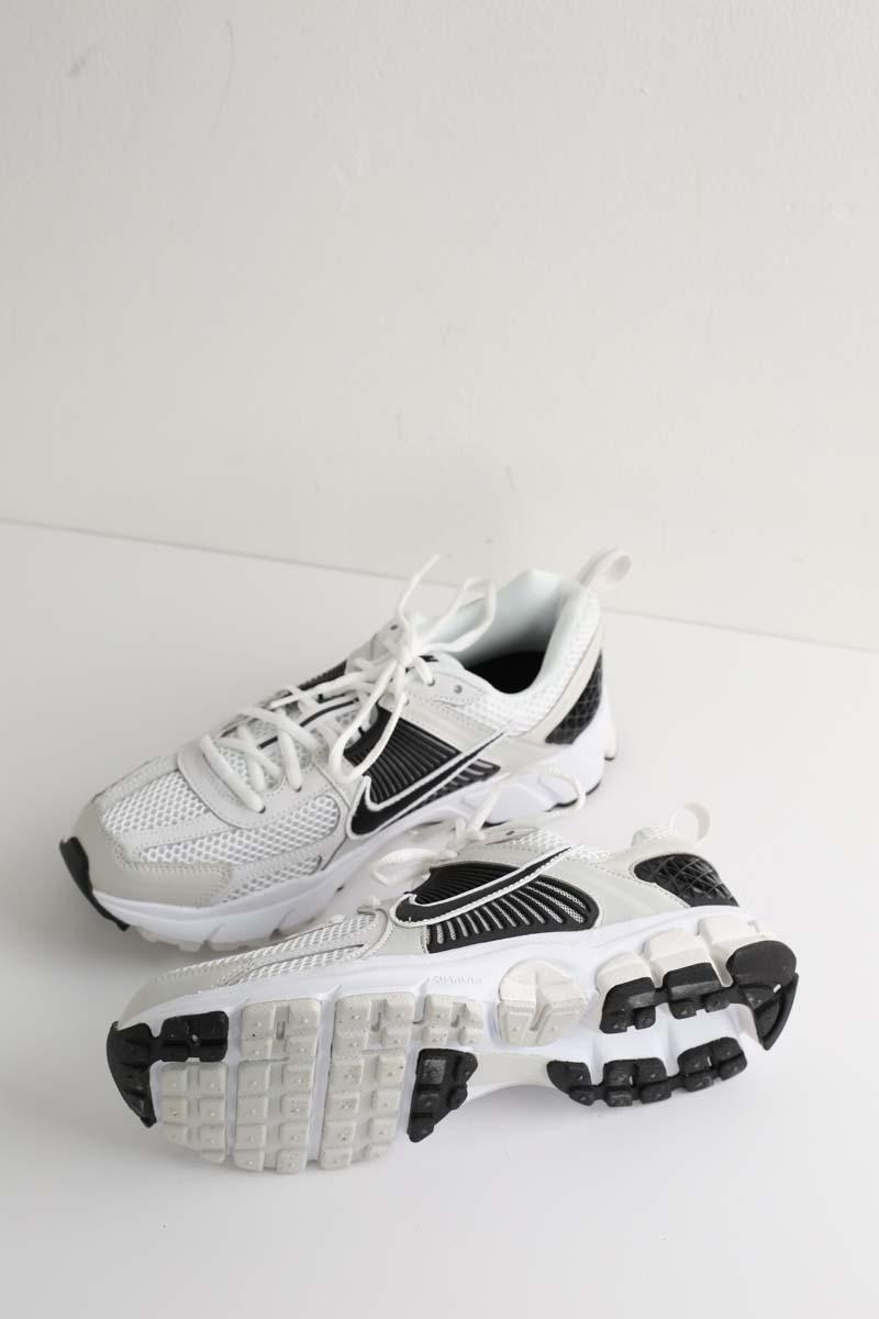 Baskets Nike Zoom Vomero Gris