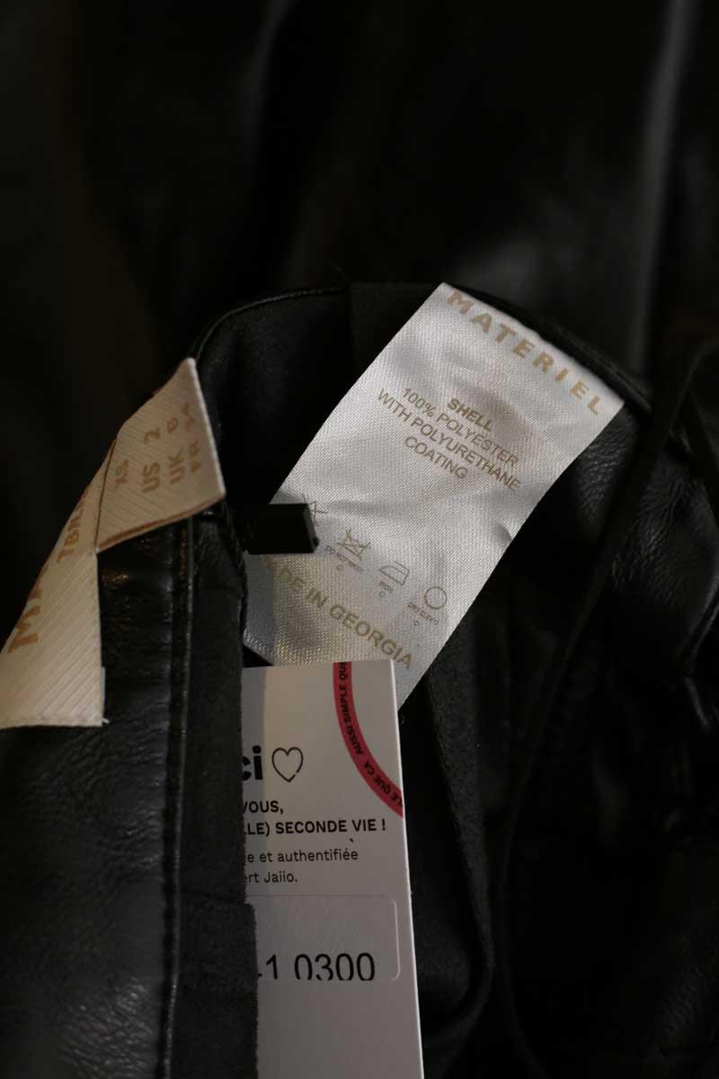 Droit Materiel  Noir